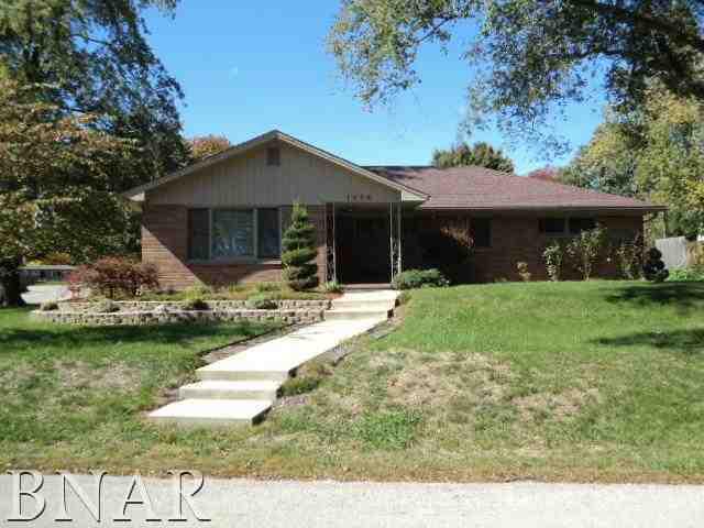 1009 S Quincy, Clinton, IL 61727
