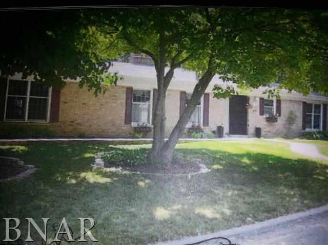 8 Thomas, Normal, IL 61761