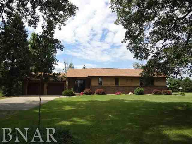 18005 Farmers Rd., Dewitt, IL 61735