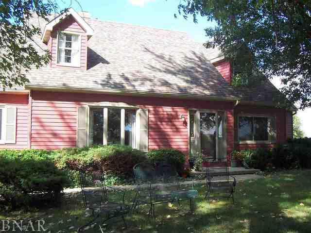 8101 Old Silo Rd., Clinton, IL 61727