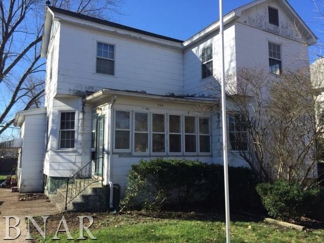 204 W South, Clinton, IL 61727