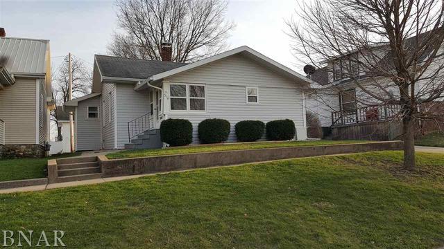 314 W White, Clinton, IL 61727