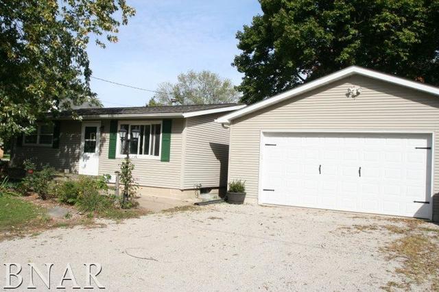 207 E Second St., Mackinaw, IL 61755