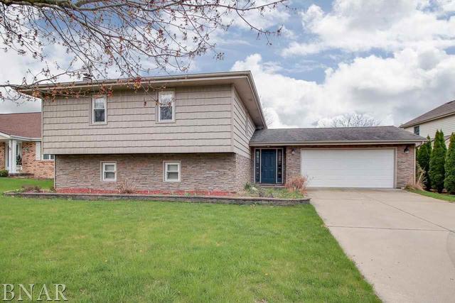 3 Devon Rd., Bloomington, IL 61704