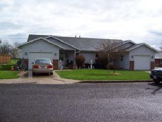 407 W Second, Mackinaw, IL 61755