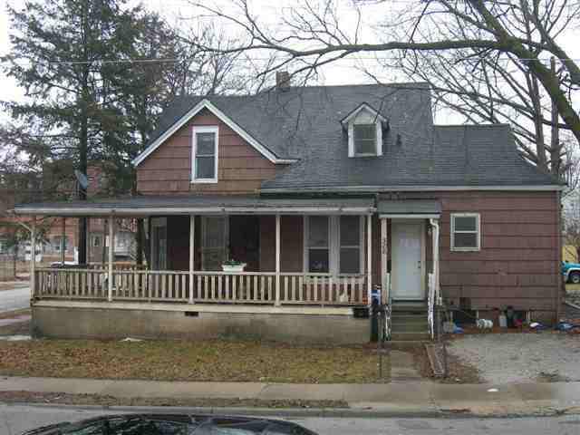 306 W Mill St., Bloomington, IL 61701