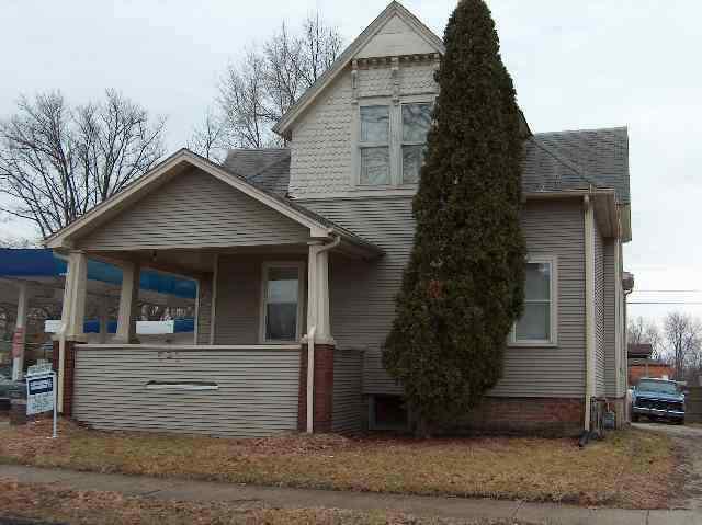 521 E Mulberry St., Bloomington, IL 61701