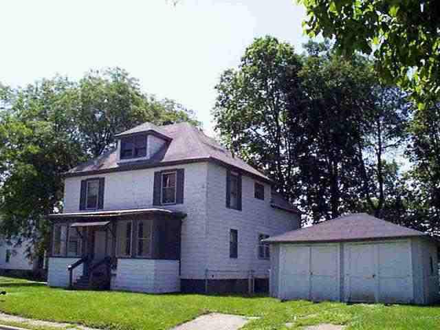 902 W Mulberry St., Bloomington, IL 61701