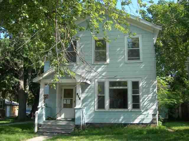 907 W Washington St., Bloomington, IL 61701