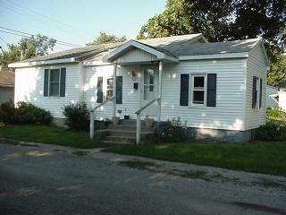 717 N Charles, Clinton, IL 61727