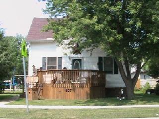 607 N Grant, Clinton, IL 61727