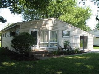 32 Madison Park Ave., Clinton, IL 61727