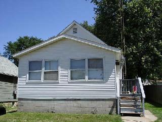1509 Western, Bloomington, IL 61701