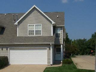 1224 Colonial Ave., Bloomington, IL 61761