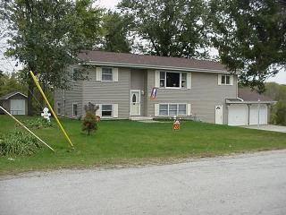 1200 W Webster St., Clinton, IL 61727