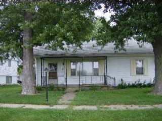 919 N Cain, Clinton, IL 61727