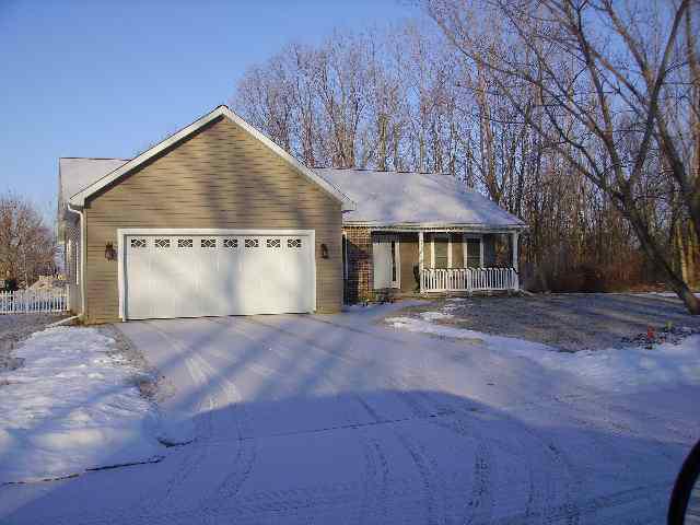 [Address Hidden by Seller], Mackinaw, IL 61755