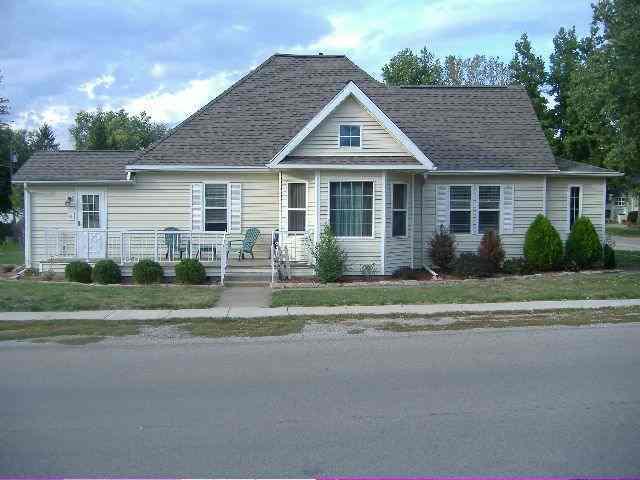 503 N Mulberry St., Clinton, IL 61727