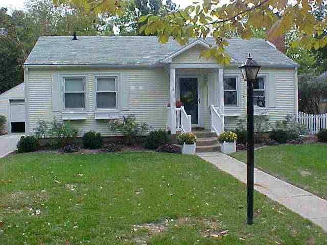 812 Hester Ave., Normal, IL 61761