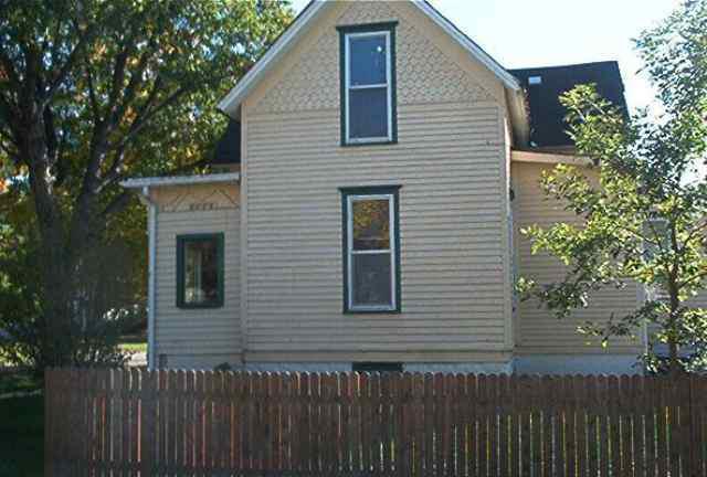 301 Jackson, Clinton, IL 61727