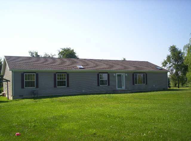 809 Park St., Kappa, IL 61738