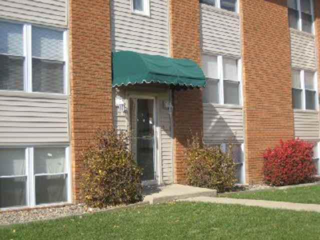 10 Willedrob #6, Bloomington, IL 61701
