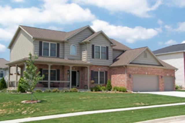 1902 Wakefield Ln., Bloomington, IL 61704