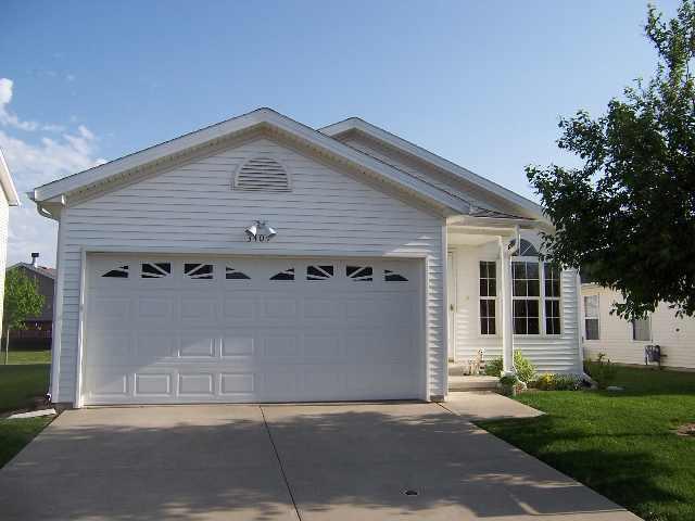 3409 Mcniff Dr., Bloomington, IL 61704