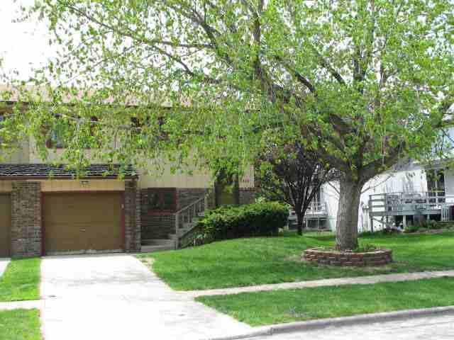 1310 Bancroft Dr., Bloomington, IL 61704