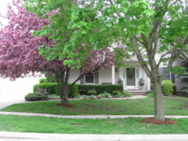 8 Breckenridge Dr., Bloomington, IL 61761