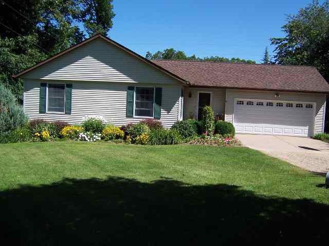 8 Wexford Ct., Mackinaw, IL 61755