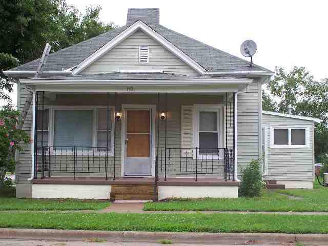 1501 E Washington, Clinton, IL 61727