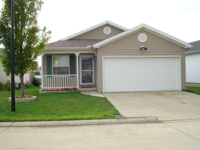 17 Andy Ct., Bloomington, IL 61704
