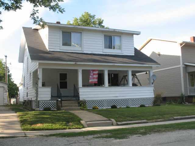 611 W South, Clinton, IL 61727