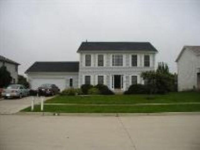 18 Shoal Creek Ct., Bloomington, IL 61704