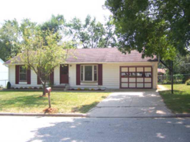 1411 Kingsridge, Normal, IL 61761