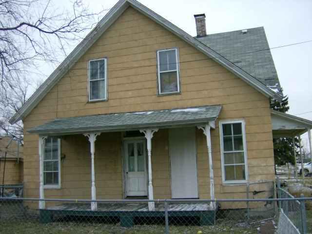 801 N Elizabeth, Clinton, IL 61727