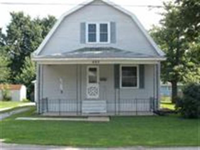 802 E Woodlawn St., Clinton, IL 61727