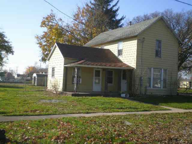 301 E 3rd, Gridley, IL 61744