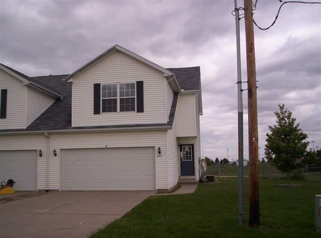 307 S Lincoln St., Downs, IL 61736