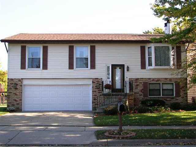 1221 George Dr., Normal, IL 61761