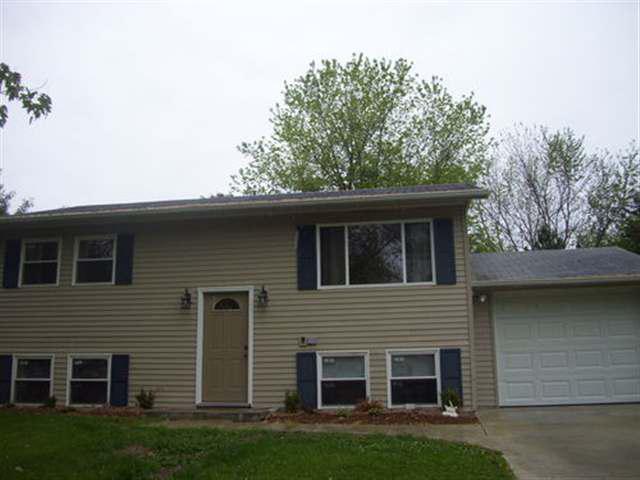 304 Bonair Dr., Normal, IL 61761