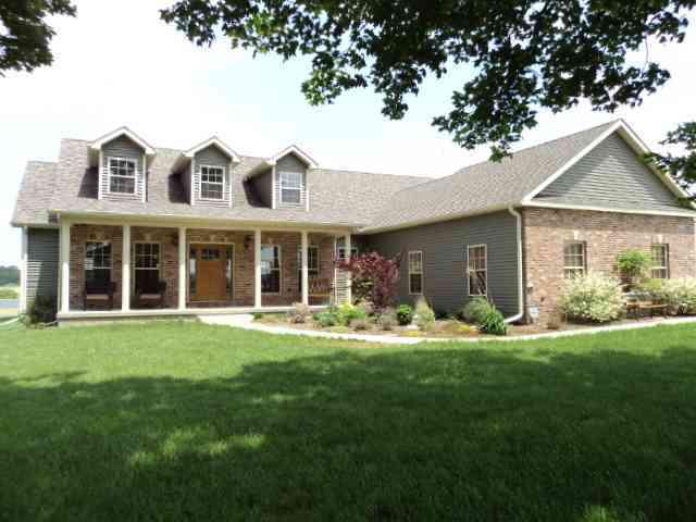 8038 Adam Rd., Weldon, IL 61882