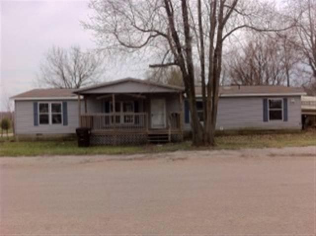 918 E Webster, Clinton, IL 61727