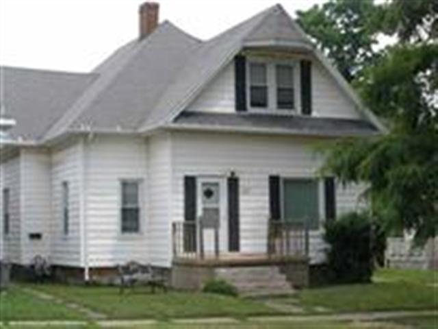 609 E Main, Clinton, IL 61727