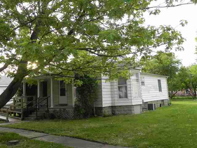 204 NE 4th, Atlanta, IL 61723
