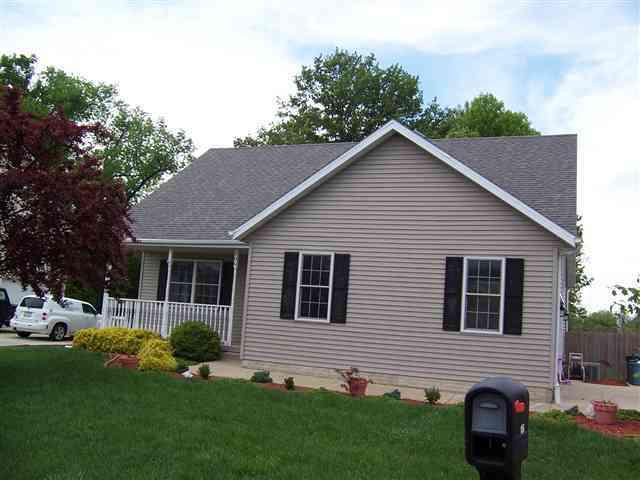 106 Park Trail Rd., Mackinaw, IL 61755