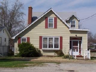 605 S Center, Clinton, IL 61727