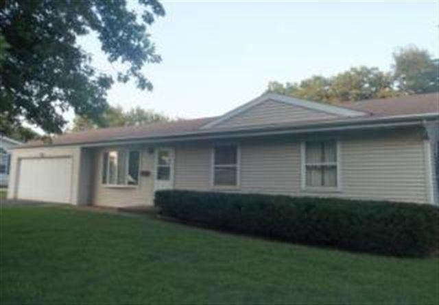 7 Circle Dr., Saybrook, IL 61770