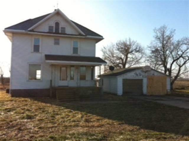 2659 County Rd 600, El Paso, IL 61738
